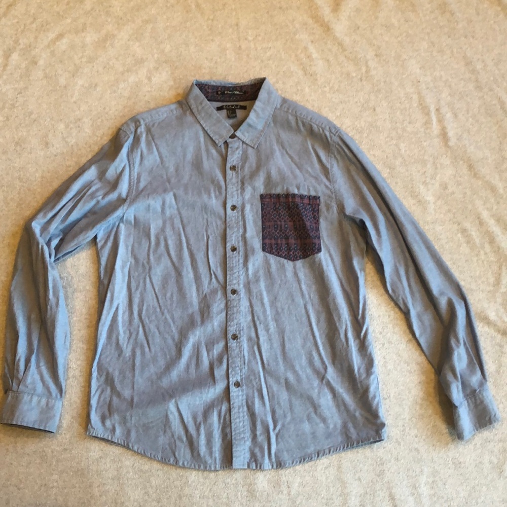 Men’s Button Down with pattern pocket